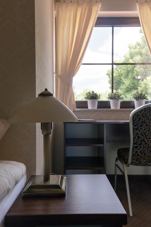 Hotel Folwark Zgierz Room photo